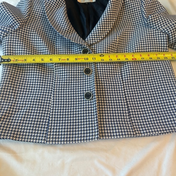 Tahari ASL Black and White Houndstooth Blazer - Picture 4 of 9